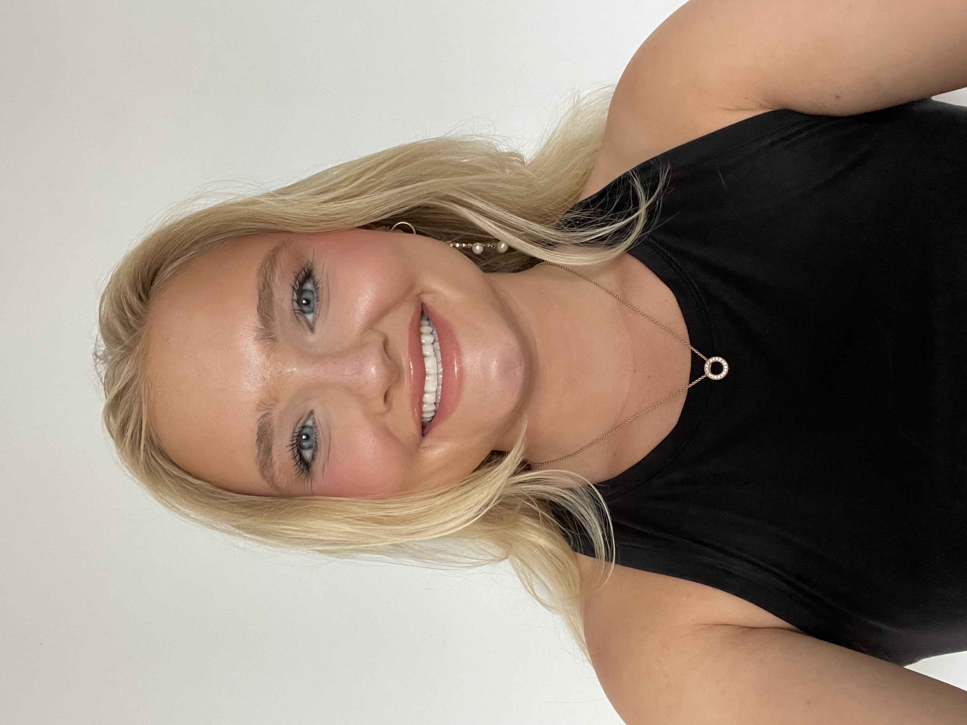Emily Tully's Instagram, Twitter & Facebook on IDCrawl