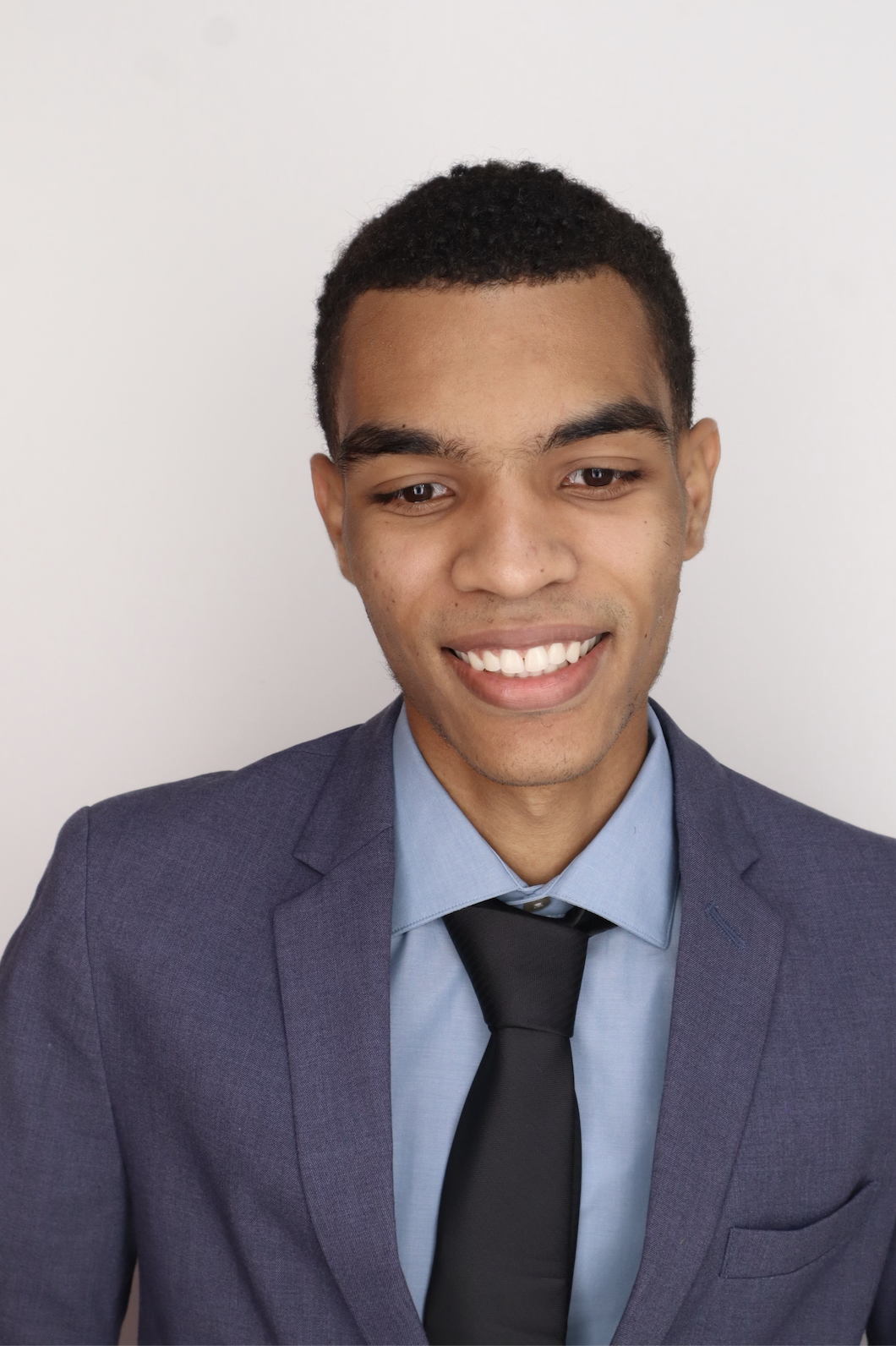 Xavier Garcia Headshot.png