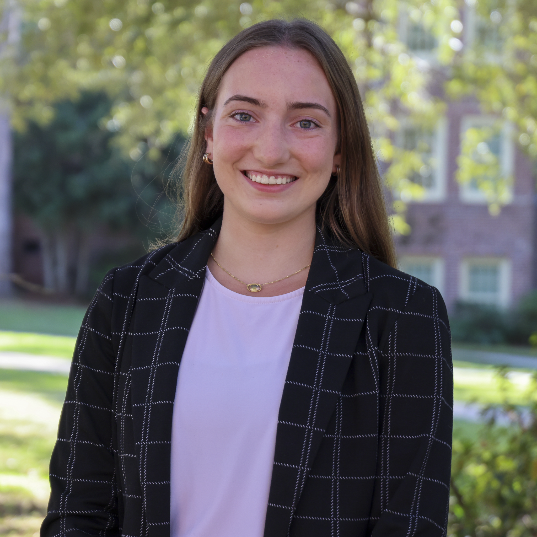 emma schlotthauer-6.png