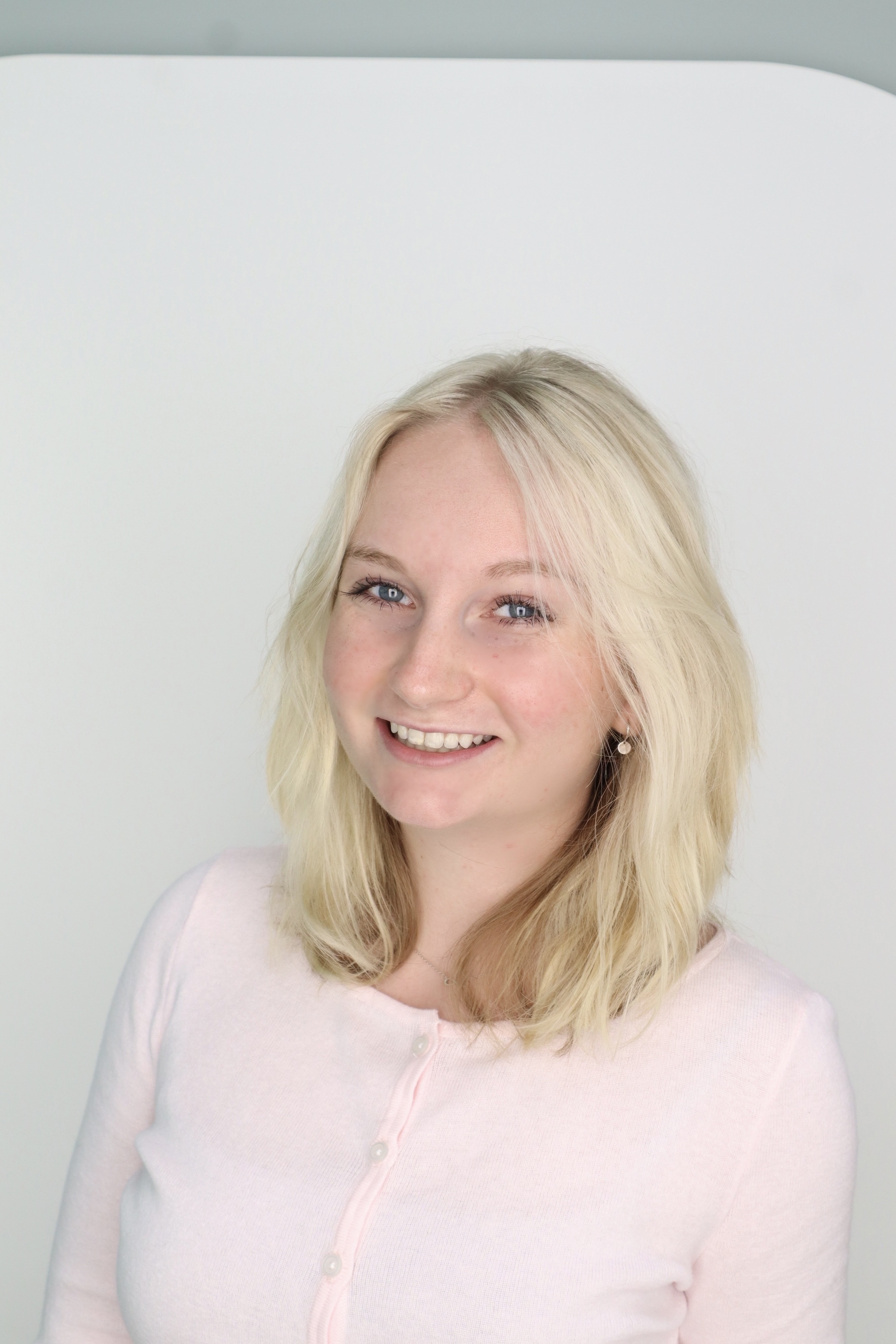 Kayla Osowski Headshot.jpeg