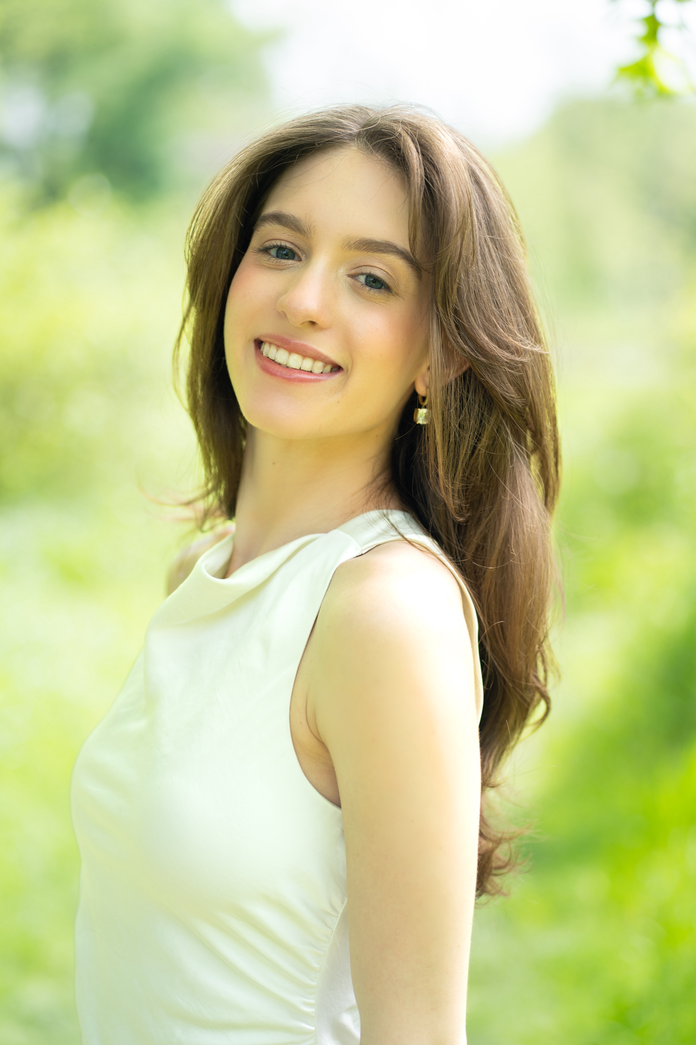 headshot_2024.JPG