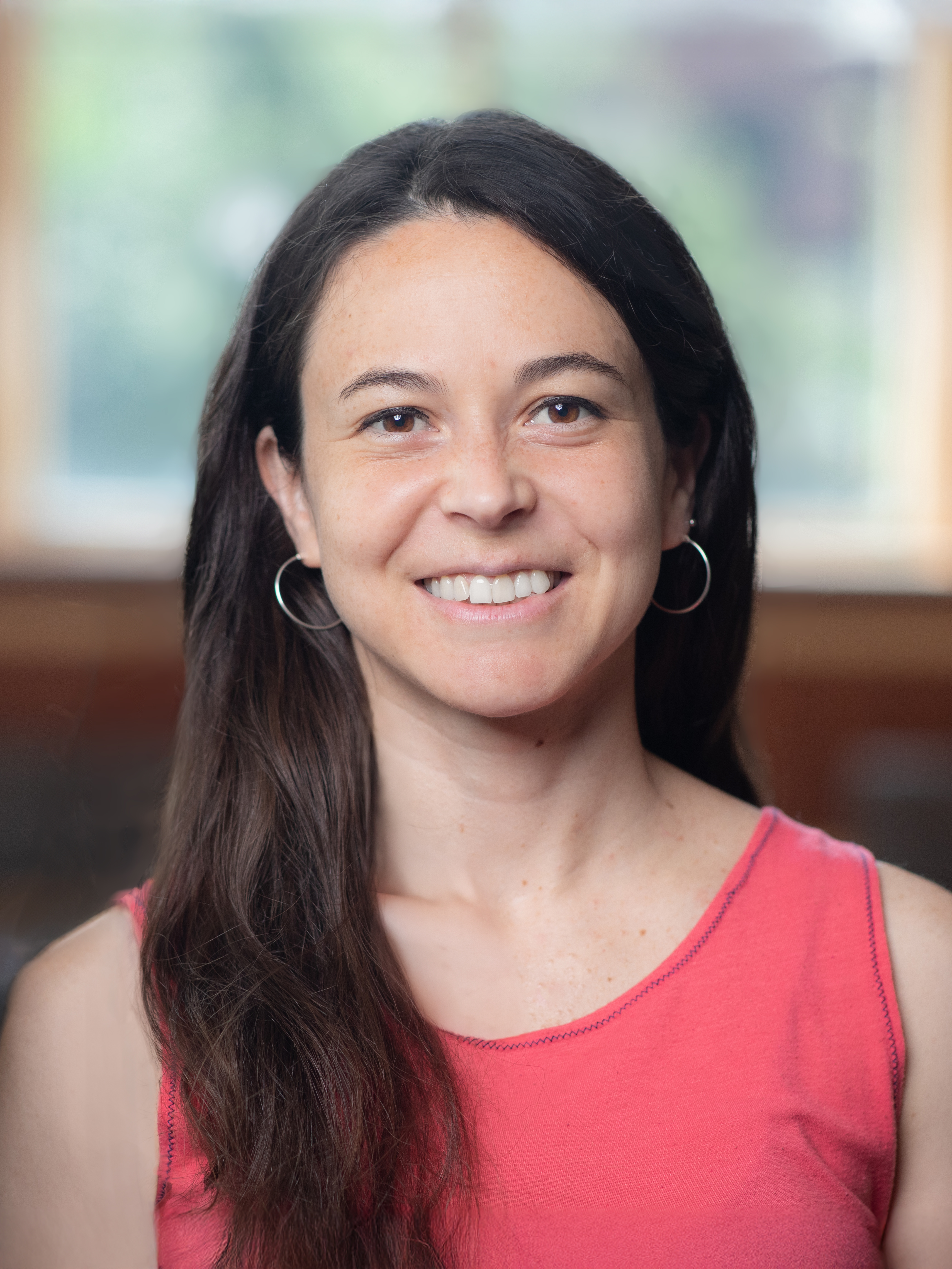 20240610_Mathematics_Rocio-Díaz-Martín_Headshot-1-3X4.jpg
